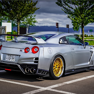 NISSAN GT-R R35