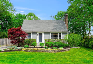 House with garden 1