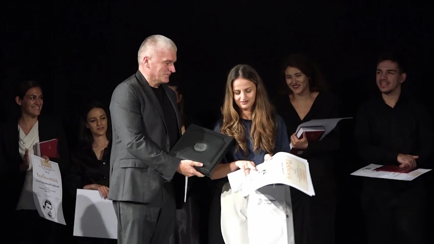 Jovana Brnović laureat festivala Dani Danila Lazovića u govorenju poezije