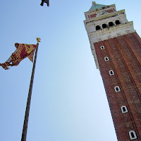 Sorvolando il Campanile di San Marco di 