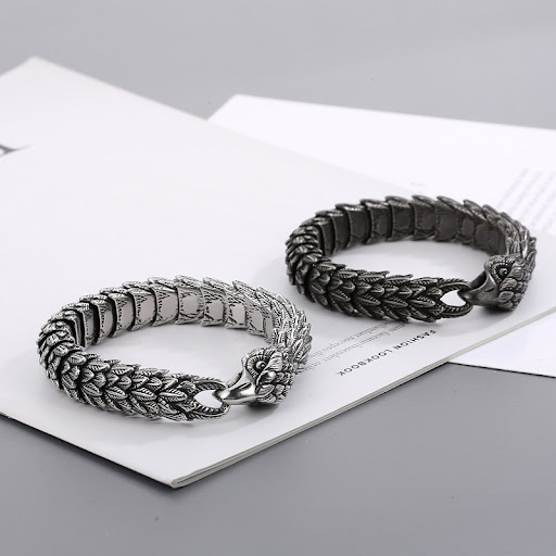 Title 4, Creative Snake-shaped Eagle Punk Distressed Bla...