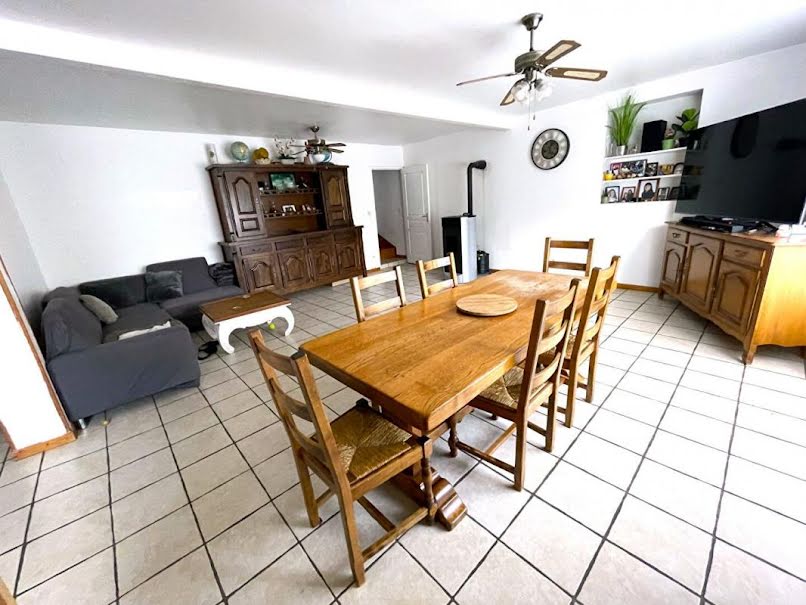 Vente maison 5 pièces 157 m² à Neussargues-Moissac (15170), 124 500 €