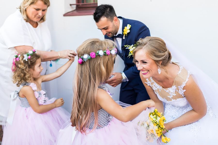 Fotógrafo de bodas Aleksandra Podlińska (kolorowekadry). Foto del 15 de marzo 2019