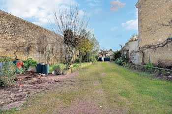 maison à Saint-Julien-de-l'Escap (17)