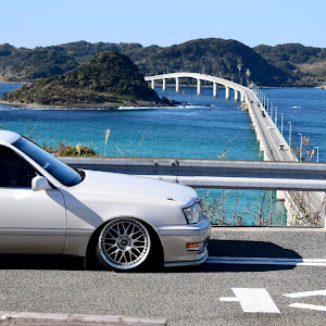 クラウンセダン JZS151