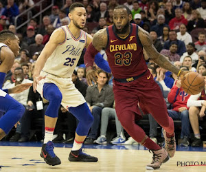 ? Défaite pour les Cavs, mais un impressionnant LeBron James réalise l'action de la nuit