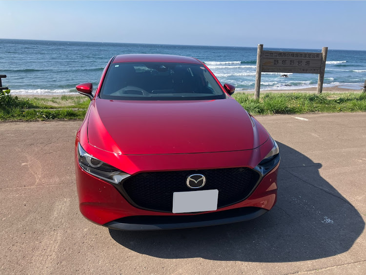 MAZDA3の海と愛車・WCDOTY・ドライブに関するカスタム事例の投稿画像1枚目