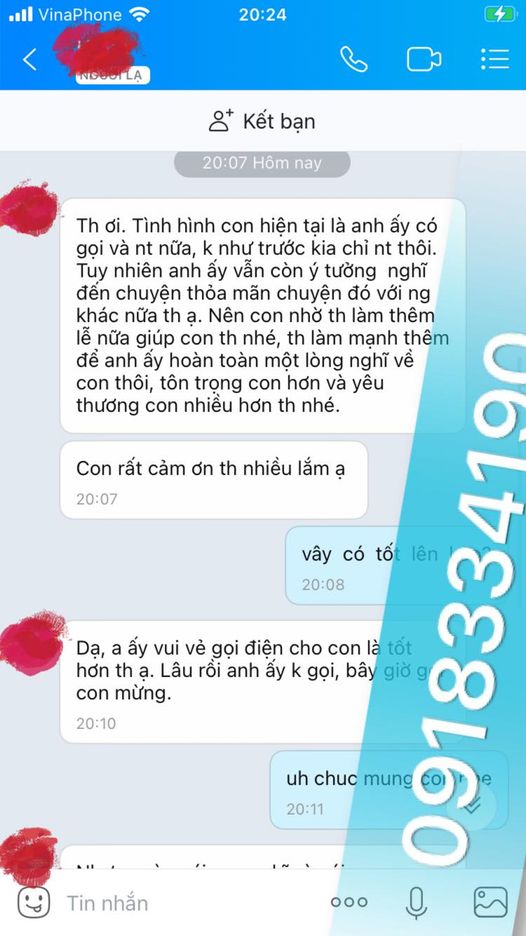 Tuyệt đối tránh bực tức không kiểm soát được bản thân, tránh nói to tiếng và cãi vã với chồng vì sẽ làm rạn nứt tình cảm. Thay vào đó, hãy im lặng và tạm lánh đi cho đến khi cảm thấy bình tĩnh để có thể giải quyết mọi chuyện trong nhẹ nhàng. Bởi người đàn ông nào cũng thích vợ mình hiền lành, nhẹ nhàng và biết nũng nịu một chút.