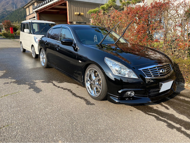 スカイラインのコロナウイルスに負けるな・洗車・愛車に感謝に関するカスタム事例の投稿画像1枚目