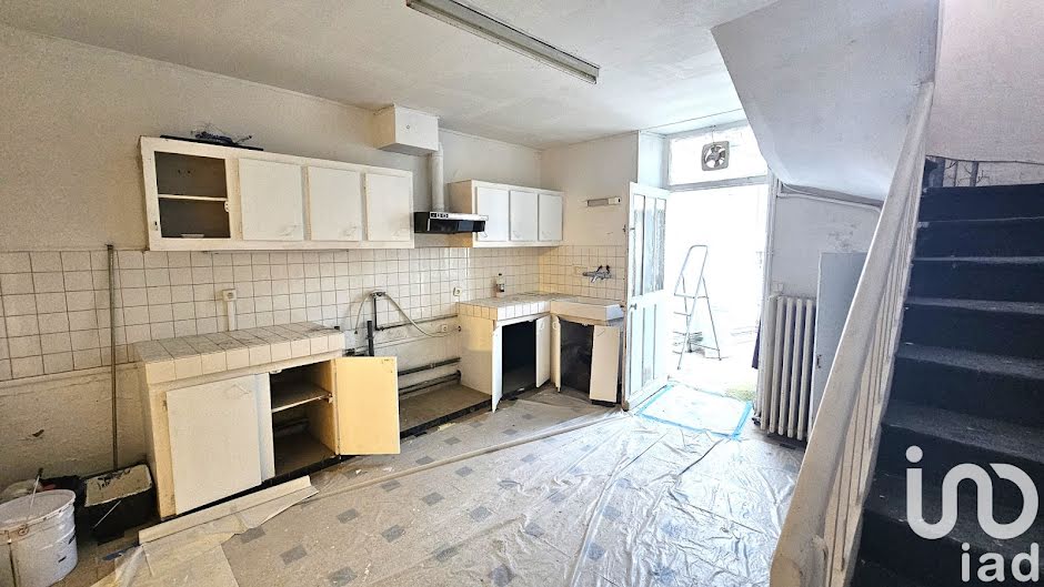 Vente maison  195 m² à Voulx (77940), 110 000 €