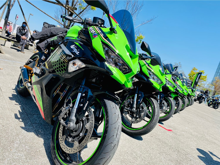 tomozinさんが投稿したZX-10R・四国忍千MT・四国忍千ミーティング・Ninja・サンポート高松に関するカスタム事例の投稿画像9枚目