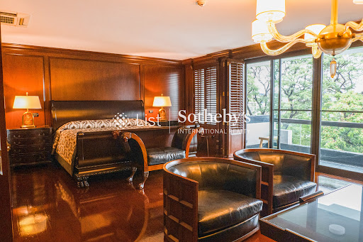 Apartment with pool 4