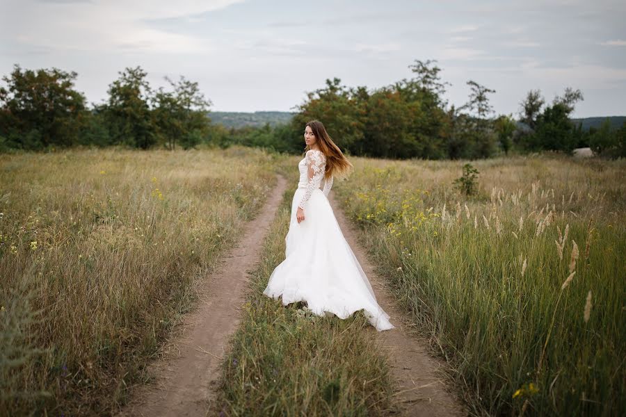 Wedding photographer Oksana Ryabovol (oksanariabovol). Photo of 4 September 2018