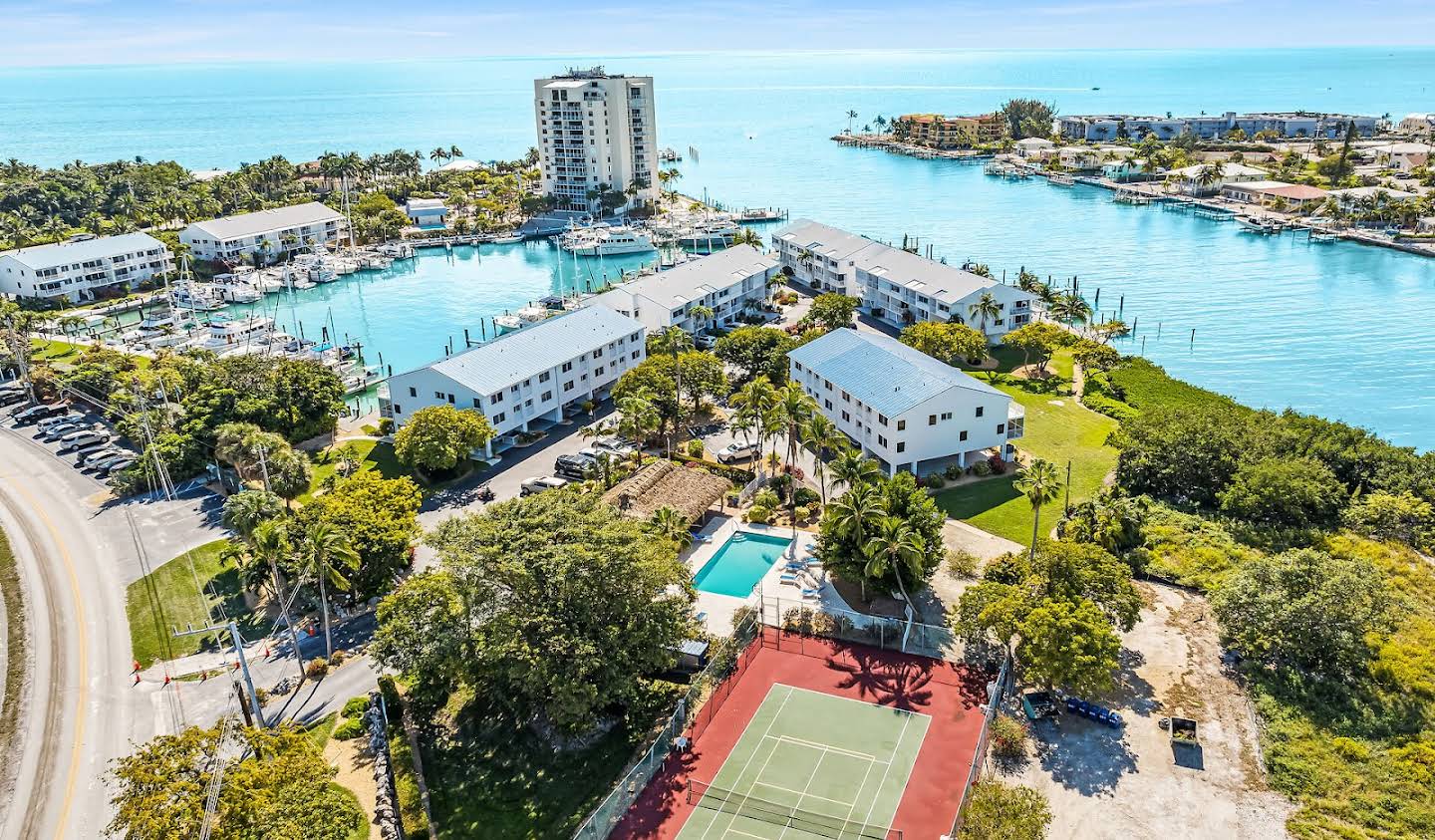 Appartement avec piscine Marathon