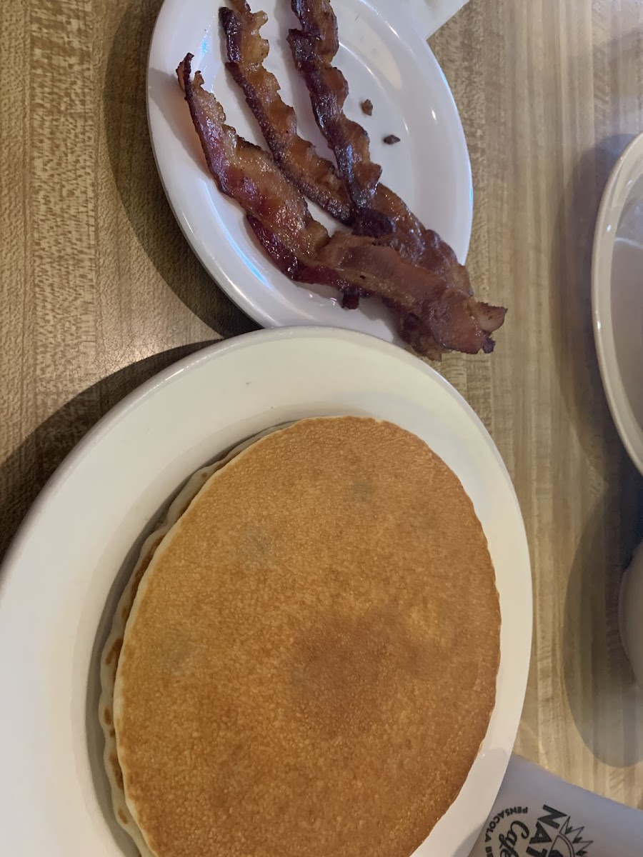 Bacon and gf pancakes