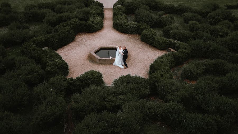 Fotografo di matrimoni Kristupas Matulionis (mamajafatagraf). Foto del 15 settembre 2021