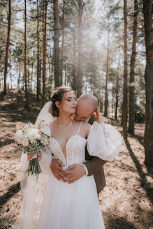 Wedding photographer Aleksey Mironov (photomiron). Photo of 6 April 2022