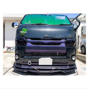 ハイエースバン TRH200V
