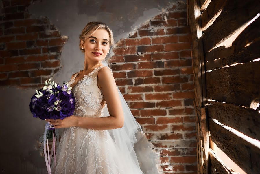 Wedding photographer Roman Goncharov (romanrakurs). Photo of 6 December 2019