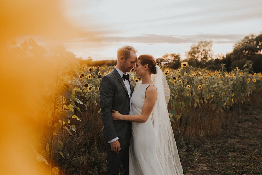 Wedding photographer Emelia Henningsson (emeliamaryphoto). Photo of 8 August 2020