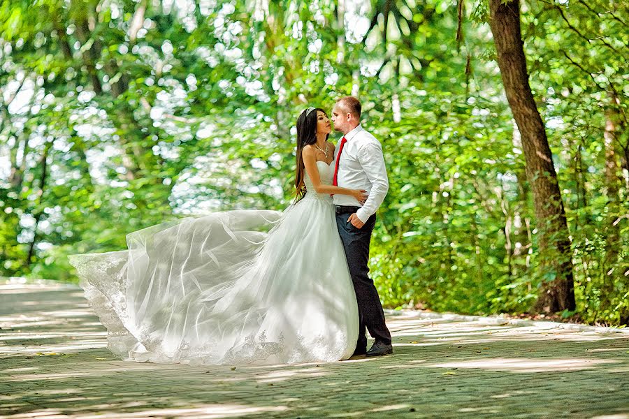 Photographe de mariage Olga Shtanger (olyazaolya). Photo du 7 août 2017