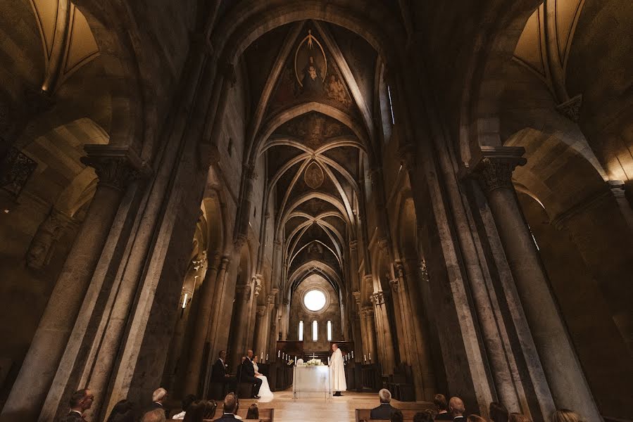 Photographe de mariage Szabolcs Simon (simonboros). Photo du 7 novembre 2023