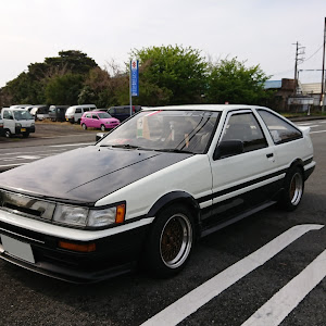 カローラレビン AE86