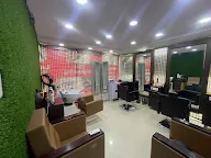 Uppala's Unisex Salon and Tattoo Studio photo 3