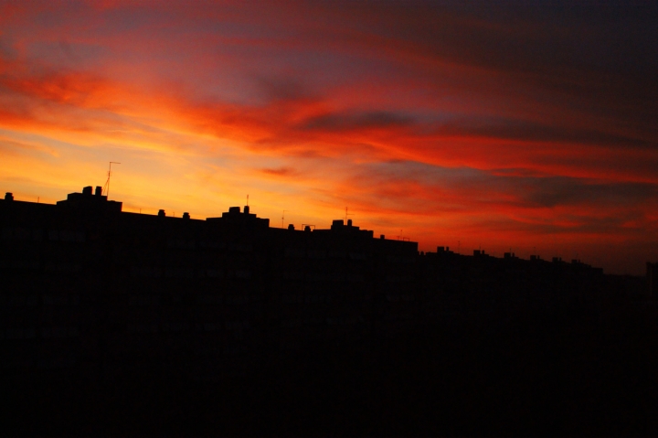 Rosso SubUrbano... di JadaS