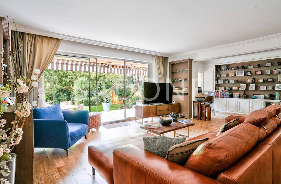 Vente appartement 4 pièces 141.82 m² à Neuilly-sur-Seine (92200), 2 525 000 €