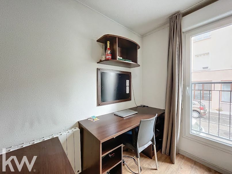 Vente appartement 1 pièce 1.38 m² à Villeurbanne (69100), 72 000 €