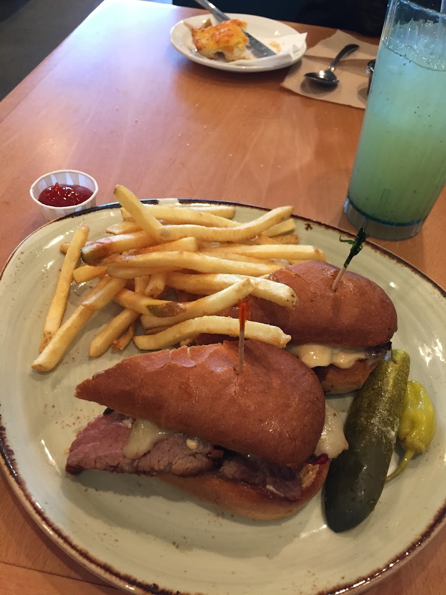 All gluten free! GF bun and dedicated fryer for the french fries. Yum!