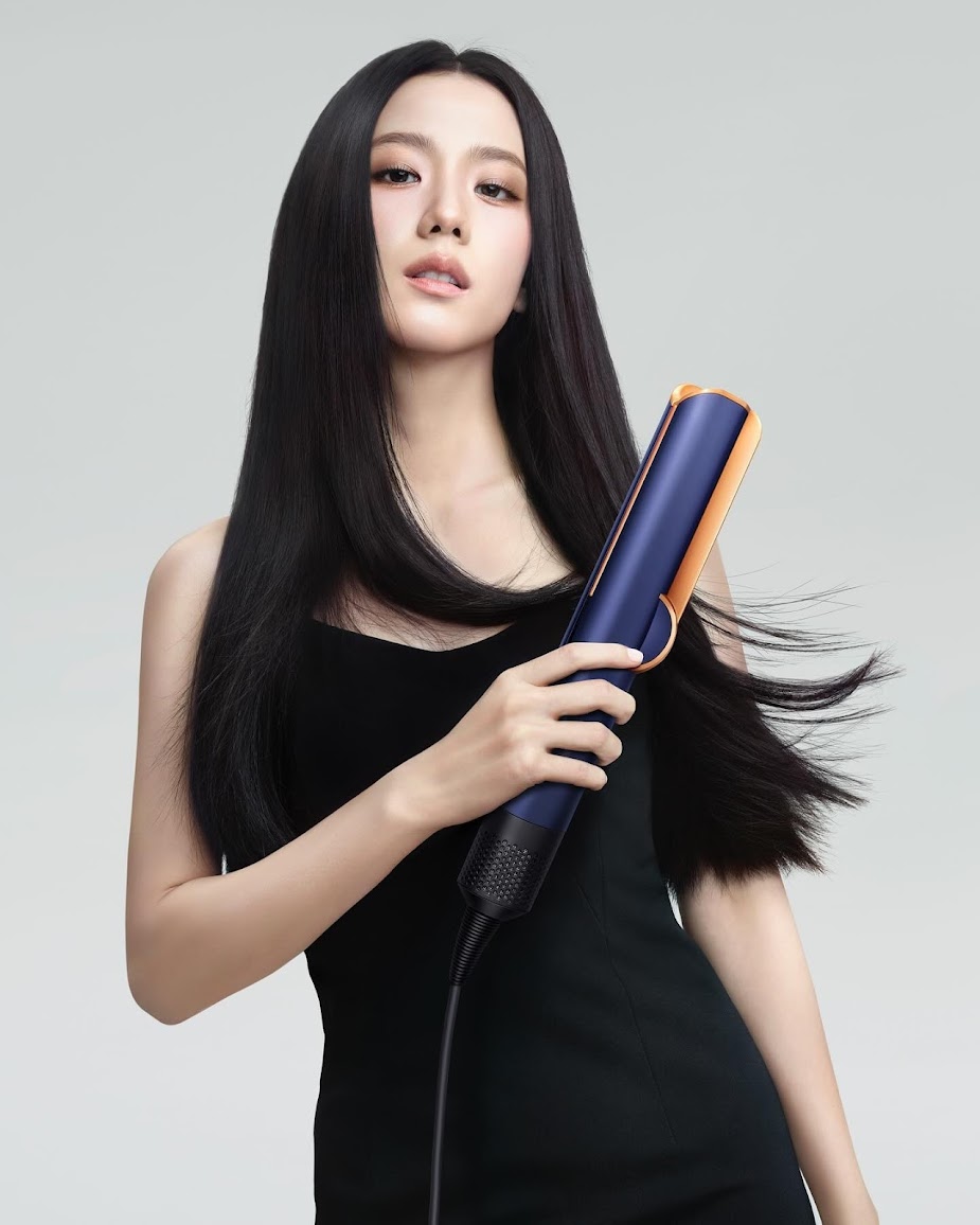 SK POP - BLACKPINK's JISOO earns huge EMV within days of becoming Alo Yoga  Ambassador! 🔥 Details in comments 👇 #blackpinkjisoo #kimjisoo #JISOO