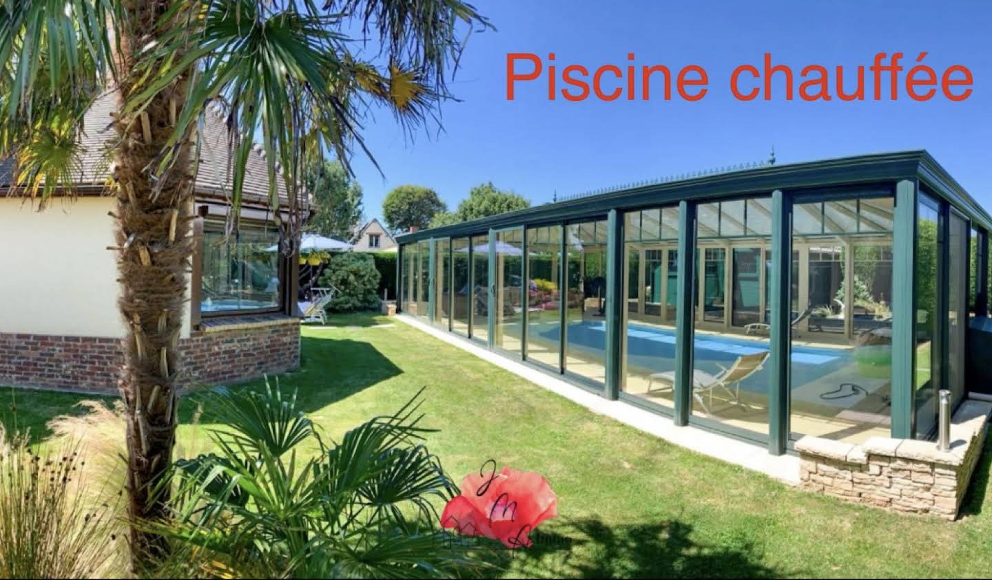 Maison avec piscine et terrasse Angerville-l'Orcher