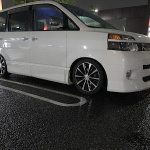ヴォクシー