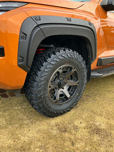 トライトンのトライトン・triton・三菱自動車・YOKOHAMA GEOLANDER M/T