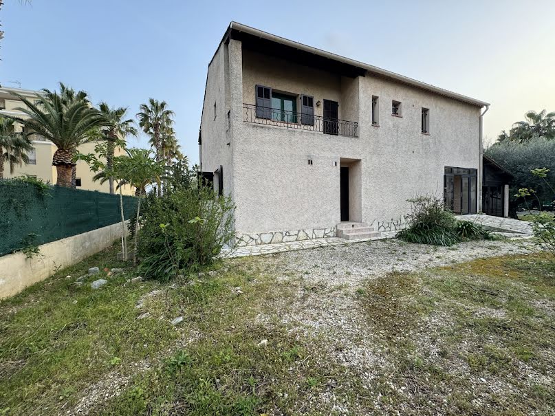 Vente maison 8 pièces 180 m² à Hyeres (83400), 645 000 €