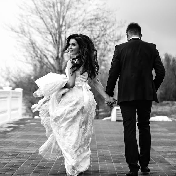 Wedding photographer Marina Bondarenko (id88581341). Photo of 11 February 2018