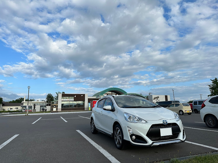 アクアの北海道・NHP10・アクア・X-URBANソリッド・道の駅ピンズラリーに関するカスタム事例の投稿画像1枚目