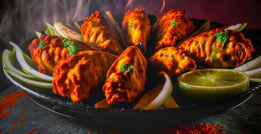 Tandoori Paneer Momos [6 Pcs]