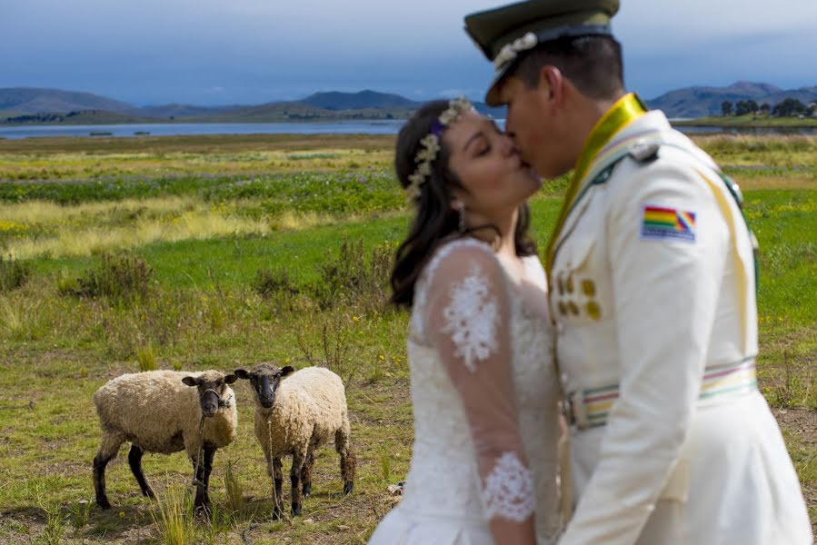 Nhiếp ảnh gia ảnh cưới Sergio Echazú (sergioechazu). Ảnh của 25 tháng 6 2020