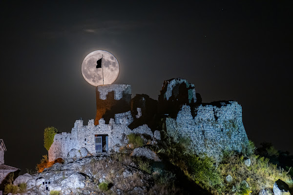 La Luna e La Rocca di Franco Di Claudio