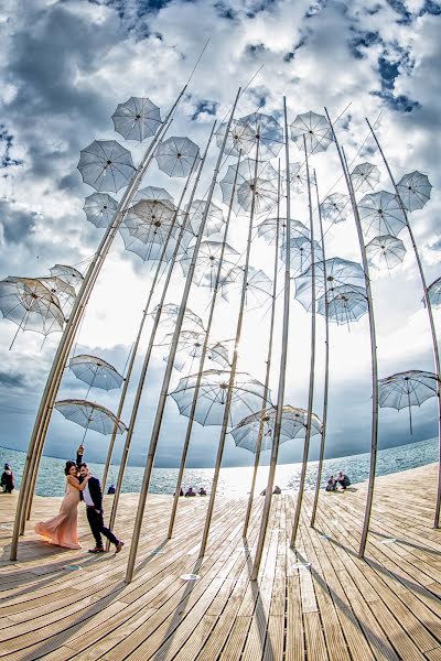 Fotografo di matrimoni George Mouratidis (mouratidis). Foto del 30 novembre 2017