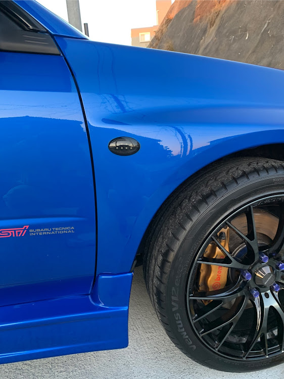 インプレッサ WRX STIのヨロンさんが投稿したカスタム事例の投稿画像2枚目