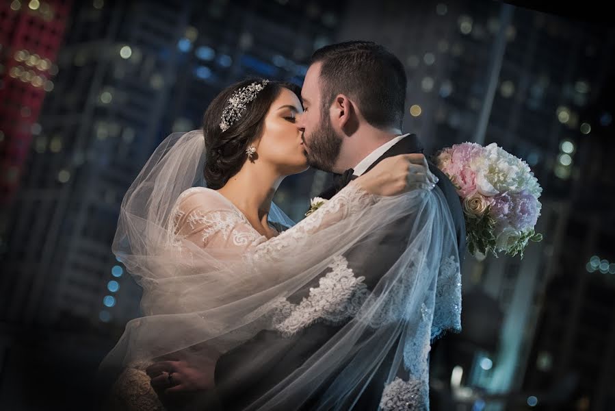 Fotógrafo de casamento Francesco Caputo (photocreativa). Foto de 15 de fevereiro 2017