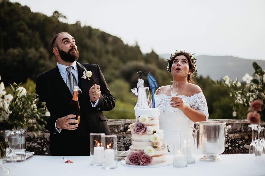 Fotografo di matrimoni Sara Lorenzoni (saralorenzoni). Foto del 4 ottobre 2021