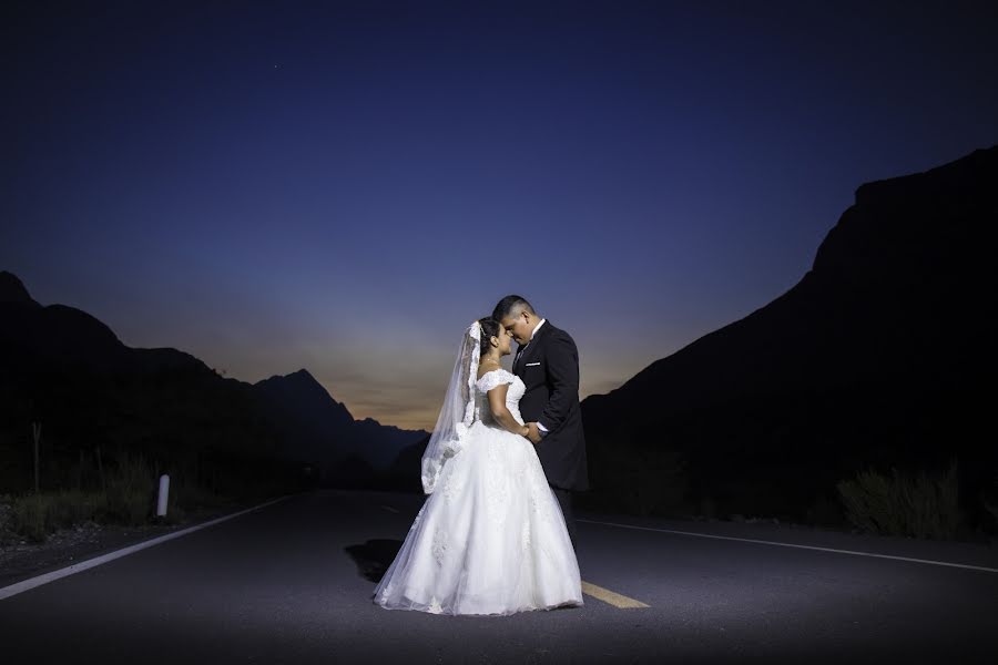 Wedding photographer André Cavazos (andrescavazos). Photo of 1 August 2018