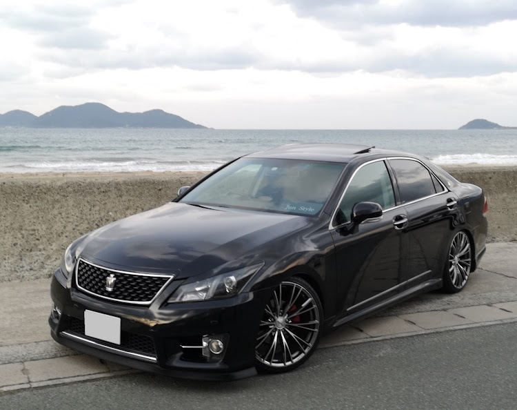 クラウンアスリートのJun Style・徘徊の帝王・福岡・スマホーンレフカメラに関するカスタム事例の投稿画像6枚目