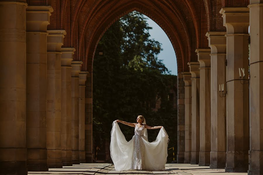 Wedding photographer Michał Dolibóg (shotsoflove). Photo of 9 September 2020