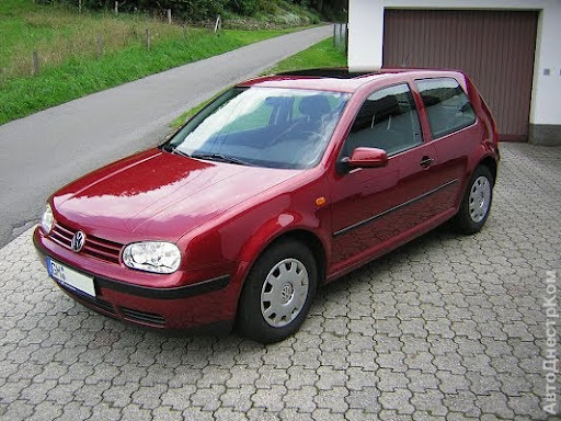 продам запчасти на авто Volkswagen Golf  фото 1